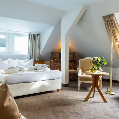 Hotell Holsteiner Hof - Timmendorfer 4*