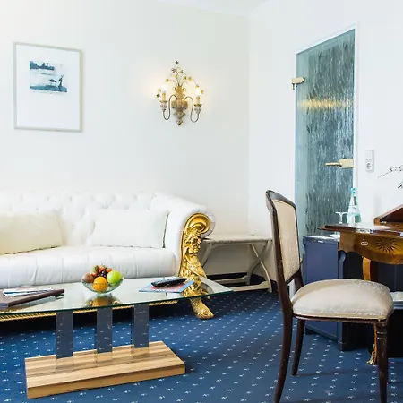 Holsteiner Hof - Timmendorfer Hotel