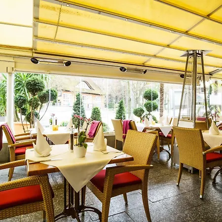 Holsteiner Hof - Timmendorfer מלון 4*